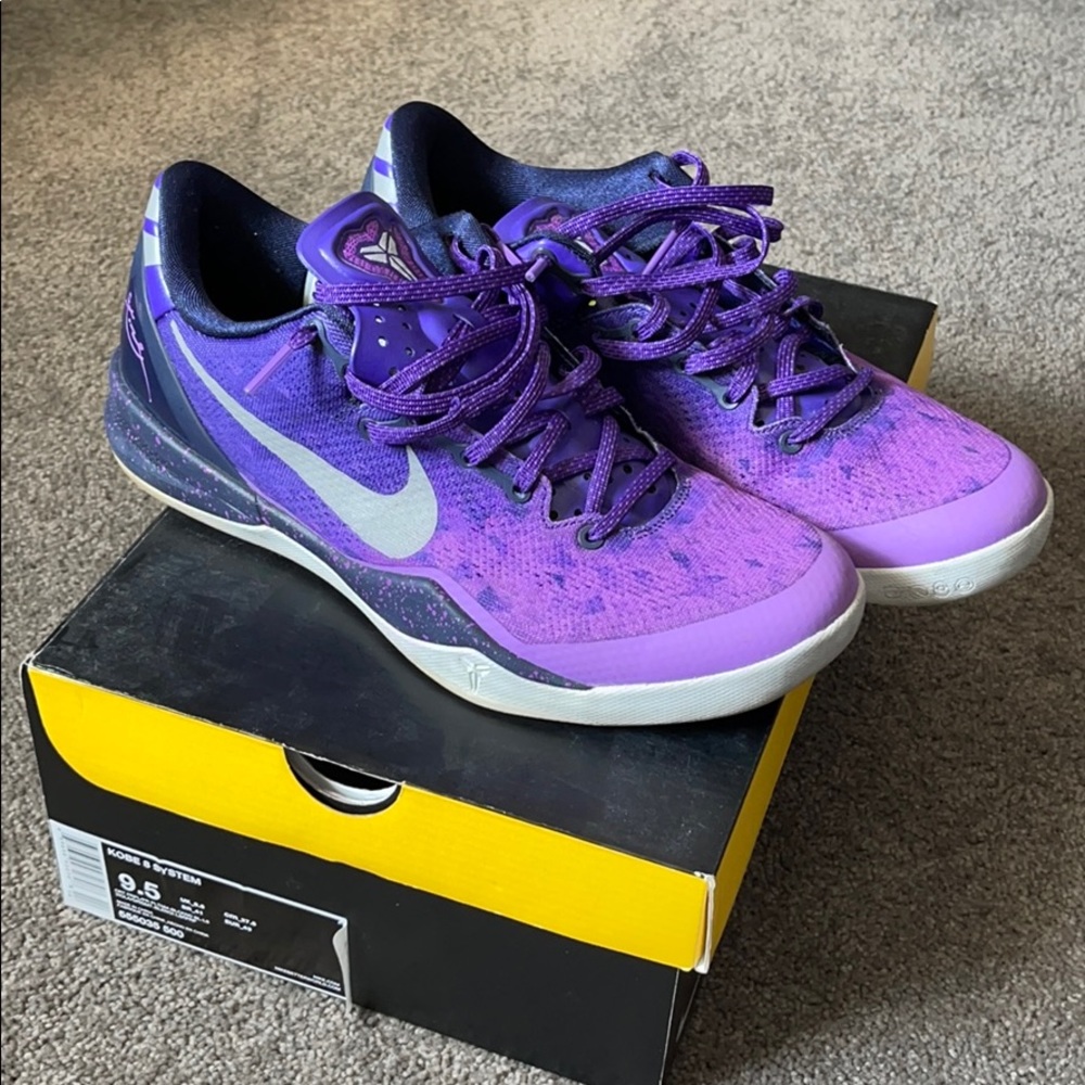 Kobe 8 System “Playoff”